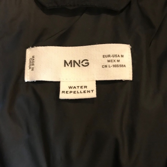 Mango
Stand-Collar Quilted Jacket - Picture 4 of 8